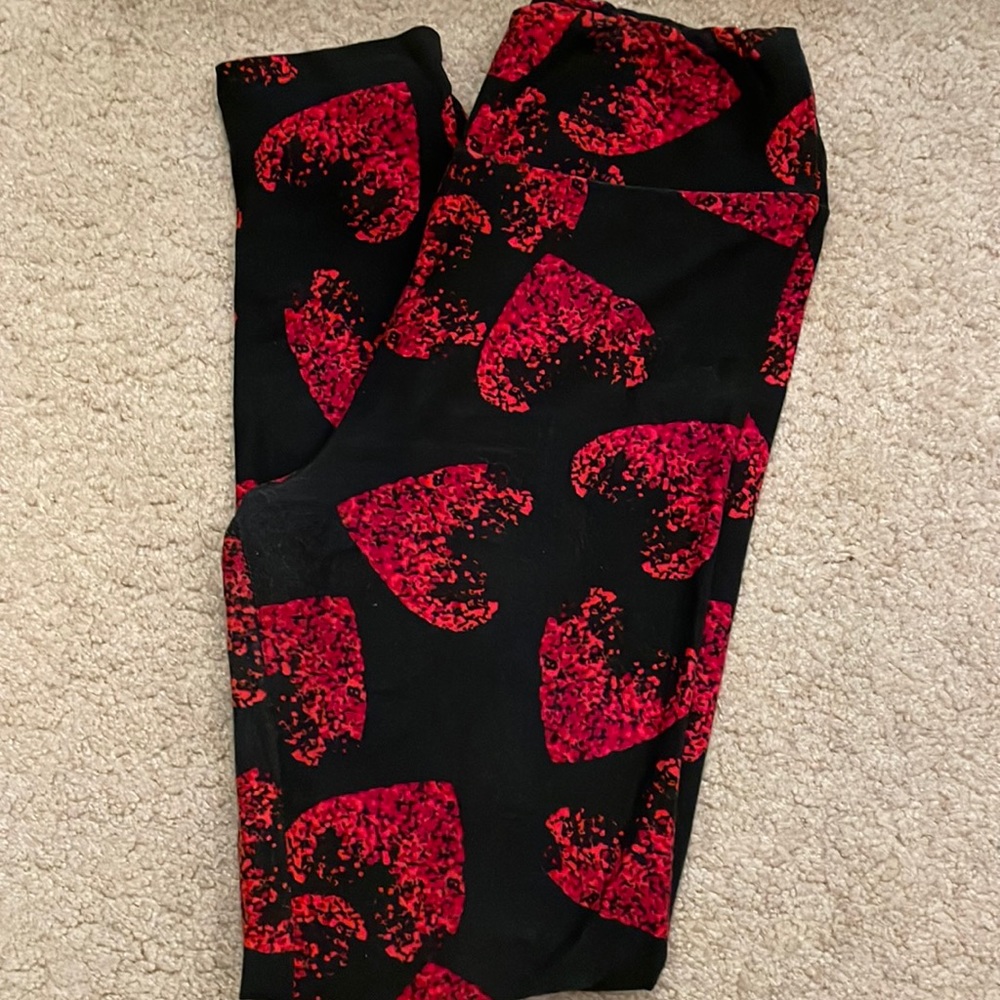 Vintage LuLaRoe Valentine heart leggings